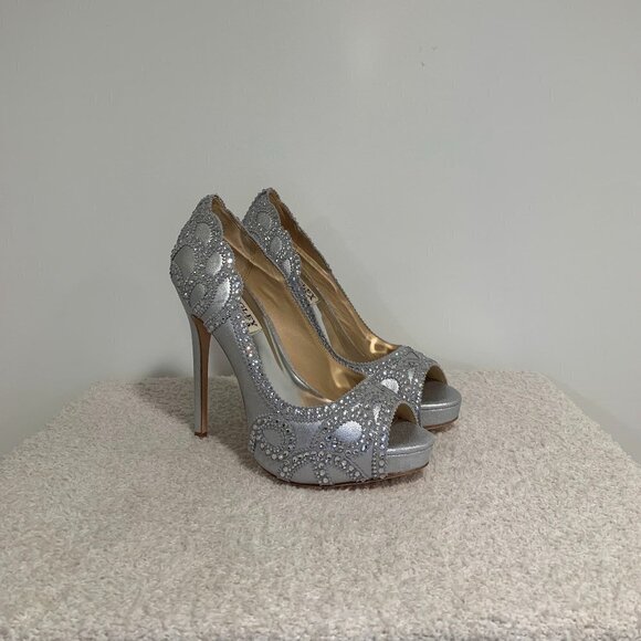 Badgley Mischka Whitney Pumps | Silver | Size 5.5M